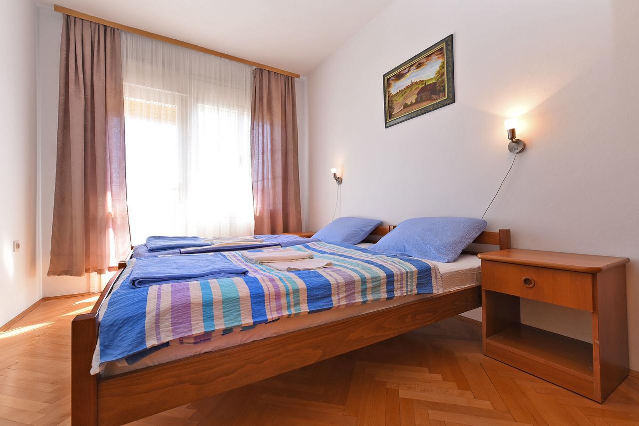 Apartments Josip 74 Pula Ngoại thất bức ảnh