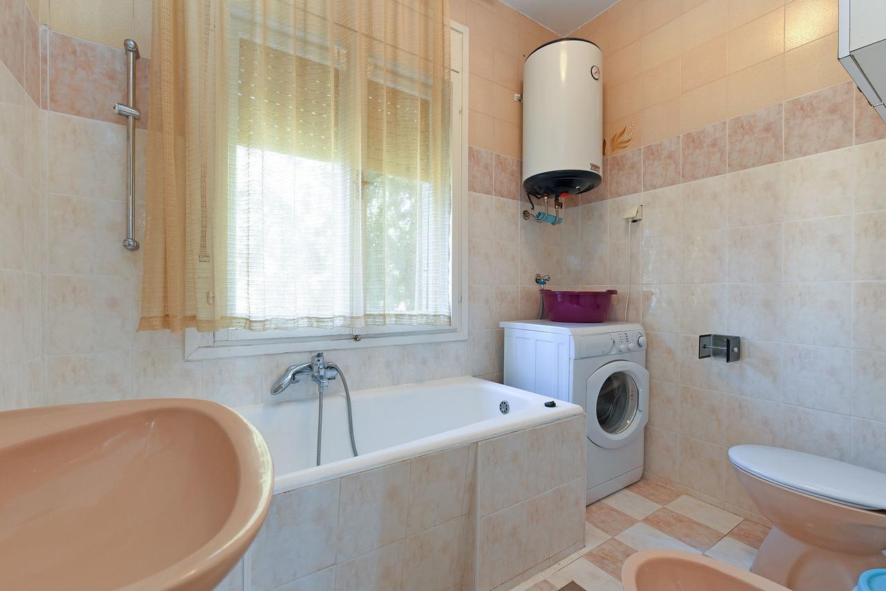 Apartments Josip 74 Pula Ngoại thất bức ảnh