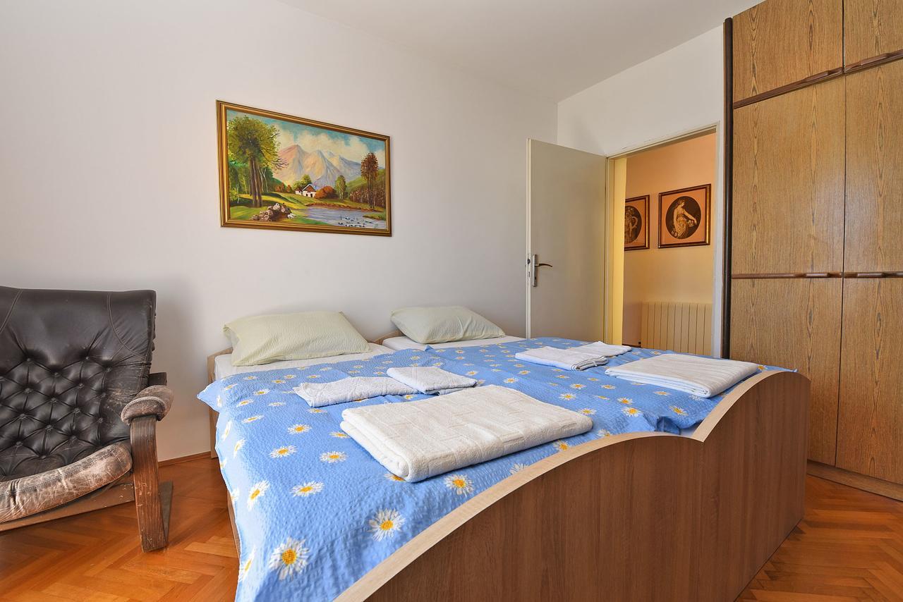 Apartments Josip 74 Pula Ngoại thất bức ảnh